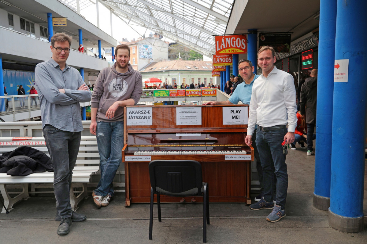 Karácsony Gergely zongora