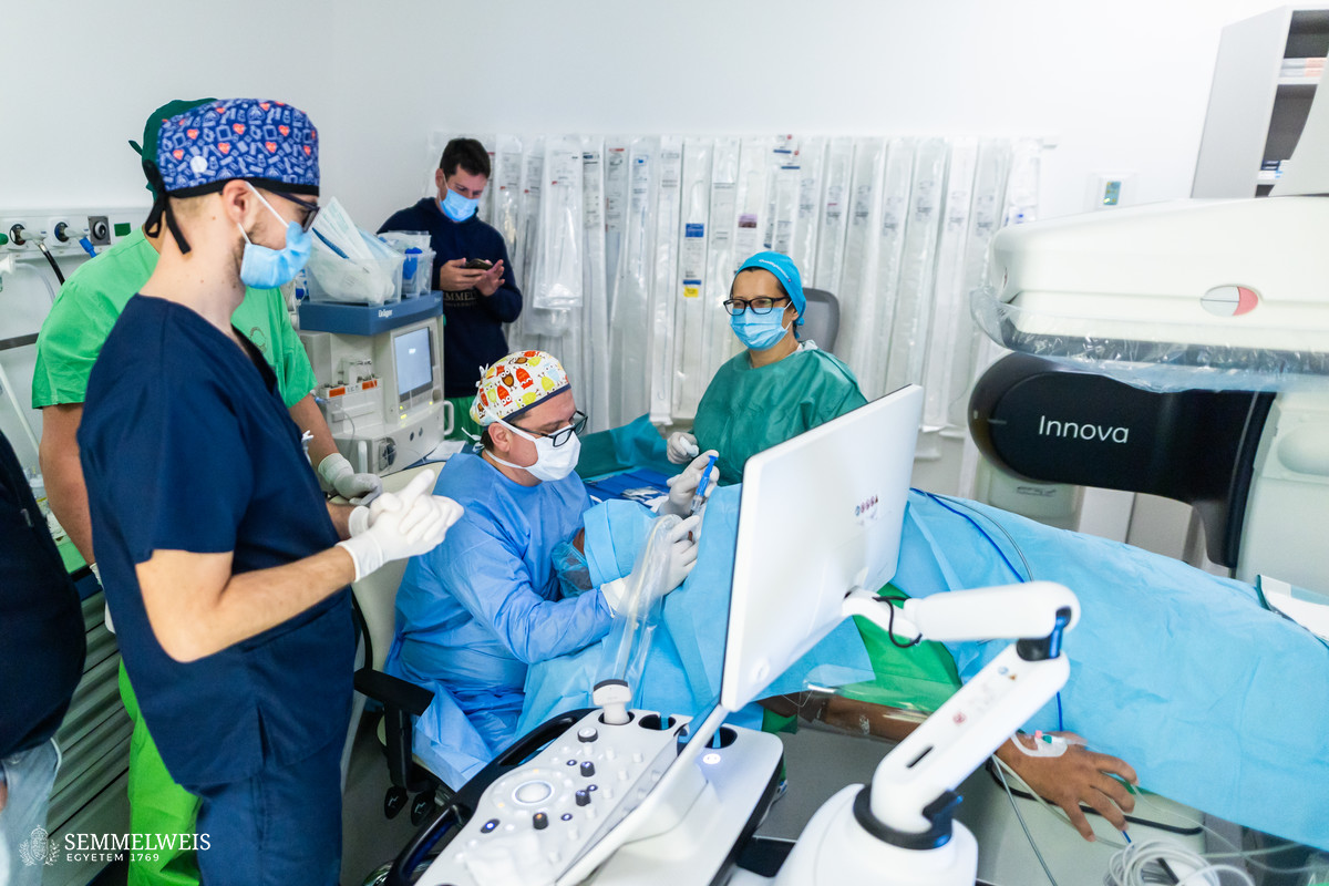 Semmelweis Egyetem mellékpajzsmirigy-megnagyobbodás kezelés