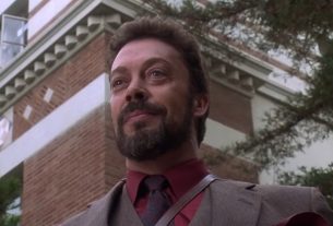Tim Curry